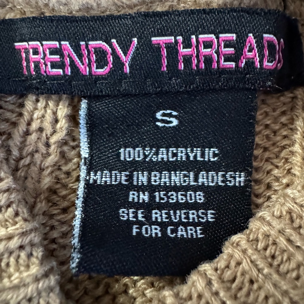 Trendy Threads Brown Cable Knit Hoodie - Picture 2 of 6